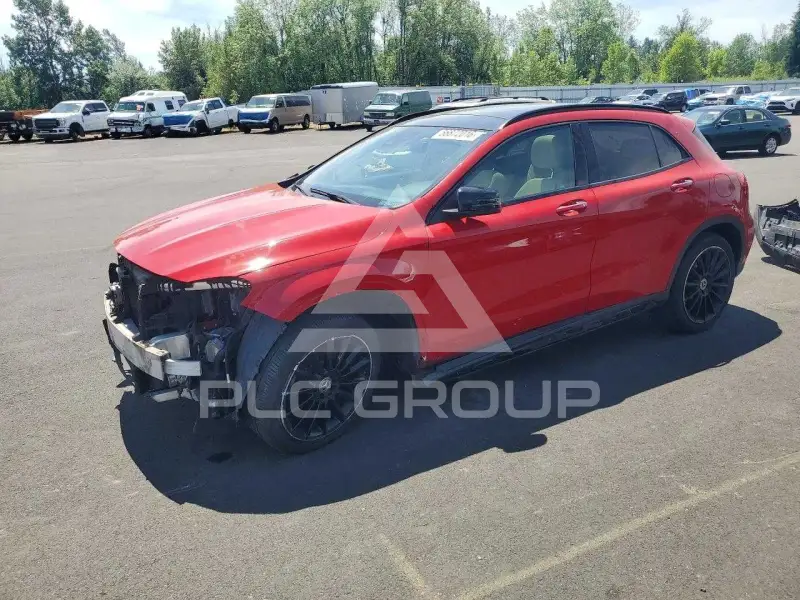 2018 Mercedes Benz GLA-Class фото