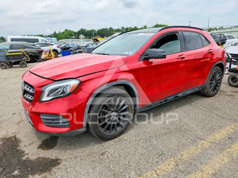 2018 Mercedes Benz GLA-Class photo