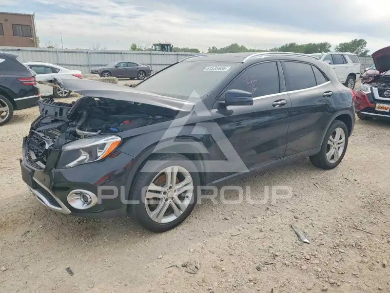 2018 Mercedes Benz GLA-Class photo
