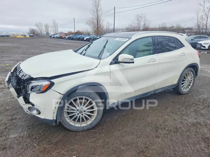 2018 Mercedes Benz GLA-Class фото