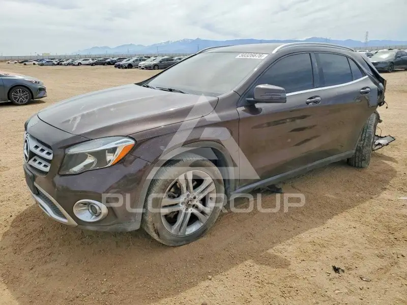 2018 Mercedes Benz GLA-Class фото