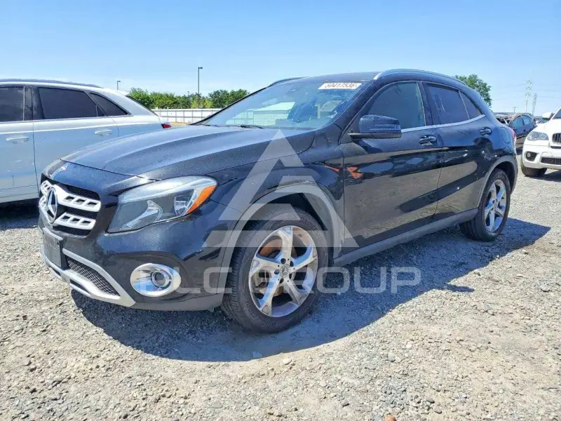 2018 Mercedes Benz GLA-Class фото