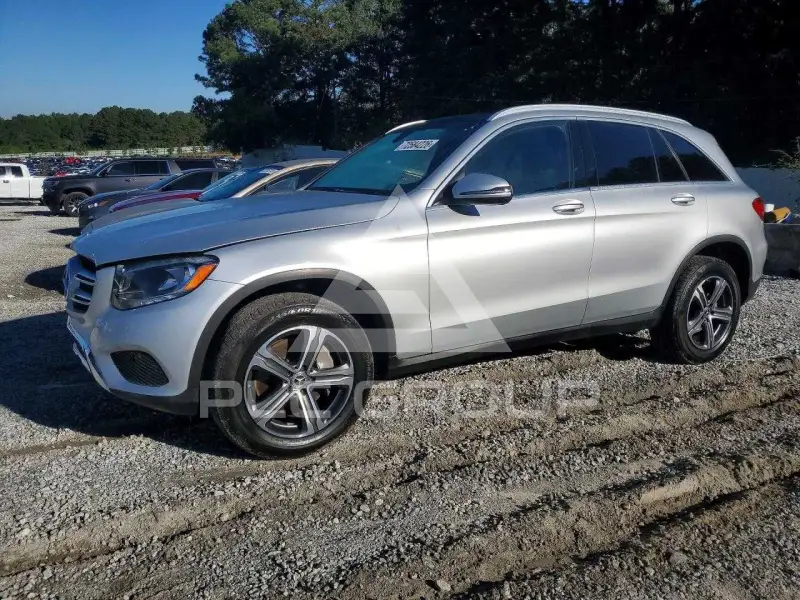2018 Mercedes Benz GLC-Class фото