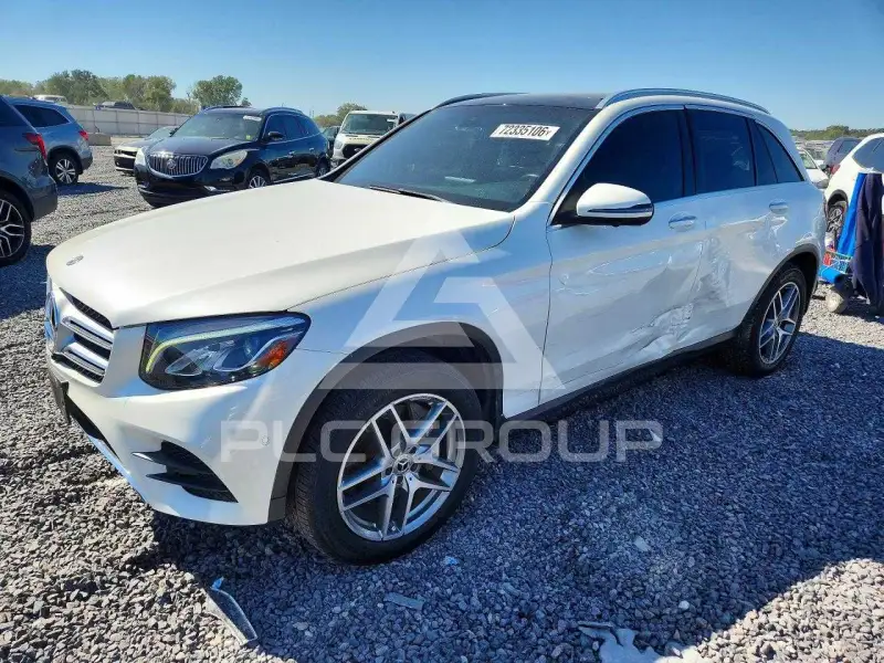 2018 Mercedes Benz GLC-Class фото