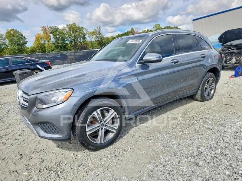 2018 Mercedes Benz GLC-Class photo