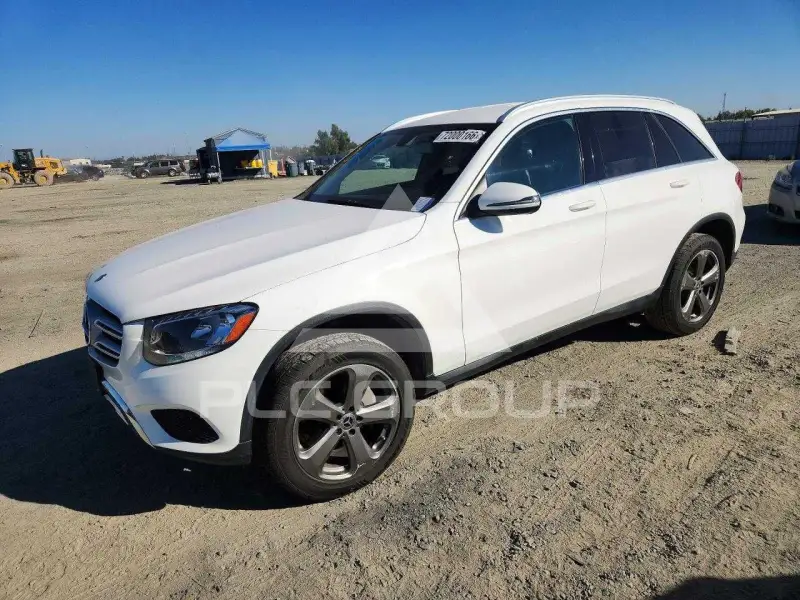 2018 Mercedes Benz GLC-Class фото