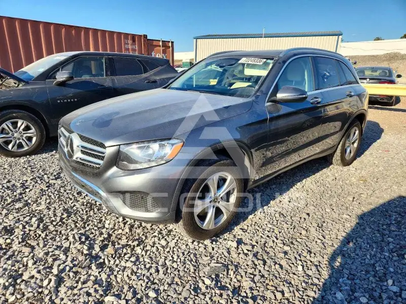 2018 Mercedes Benz GLC-Class фото