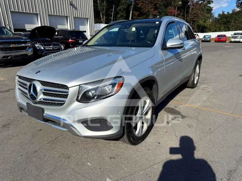 2018 Mercedes Benz GLC-Class фото