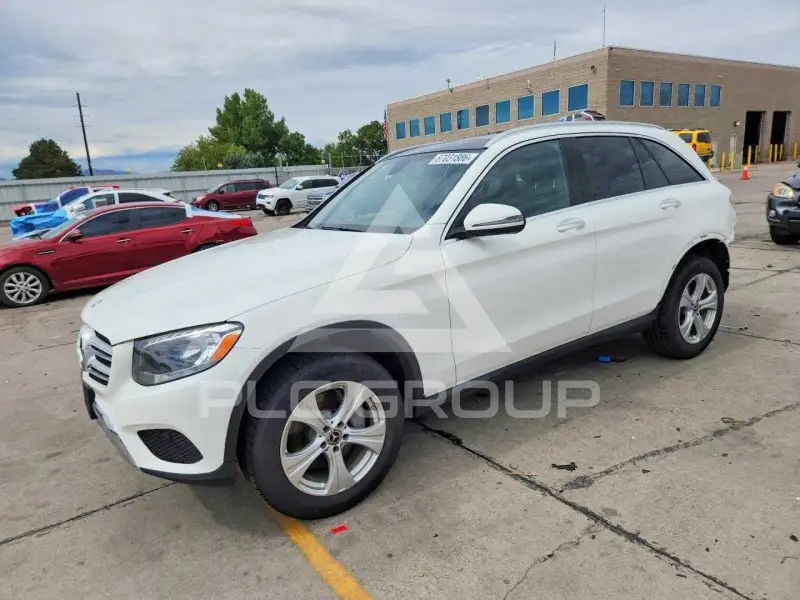 2018 Mercedes Benz GLC-Class photo