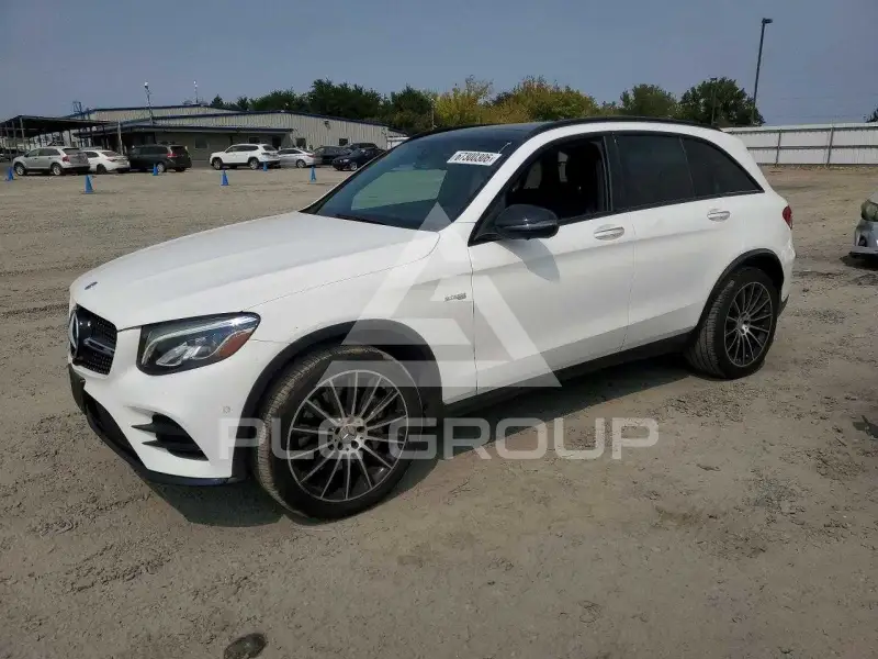 2018 Mercedes Benz GLC-Class фото