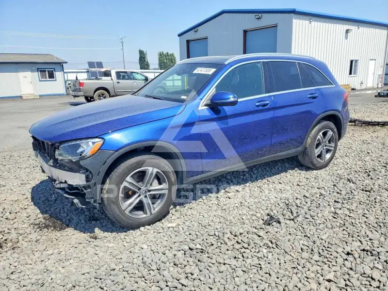 2018 Mercedes Benz GLC-Class фото