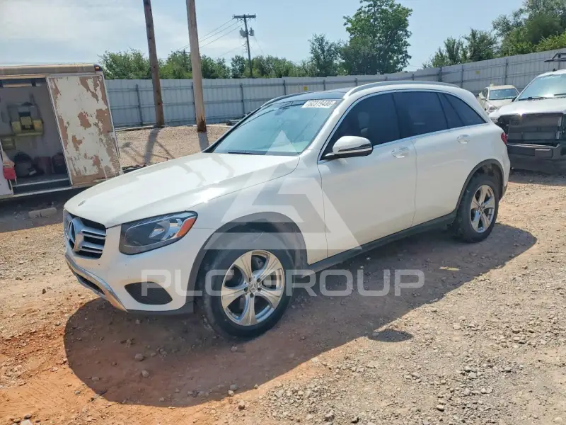 2018 Mercedes Benz GLC-Class фото