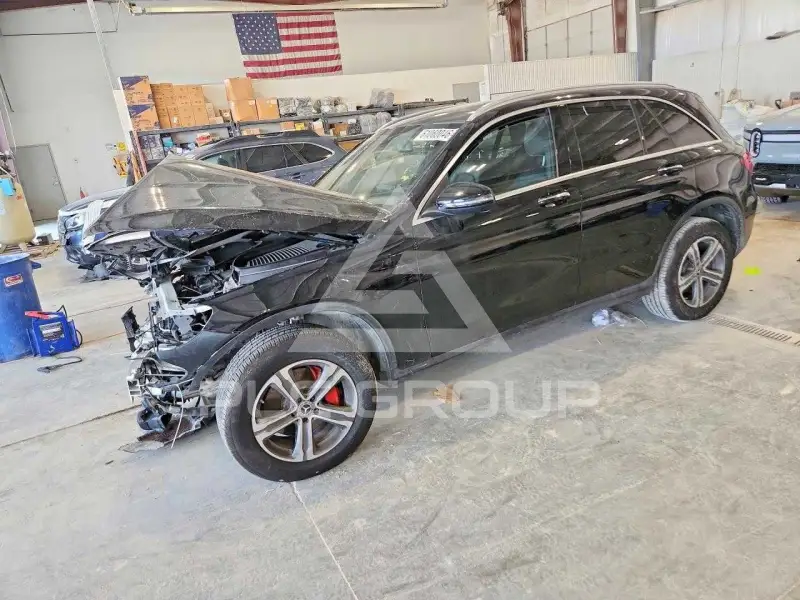 2018 Mercedes Benz GLC-Class фото