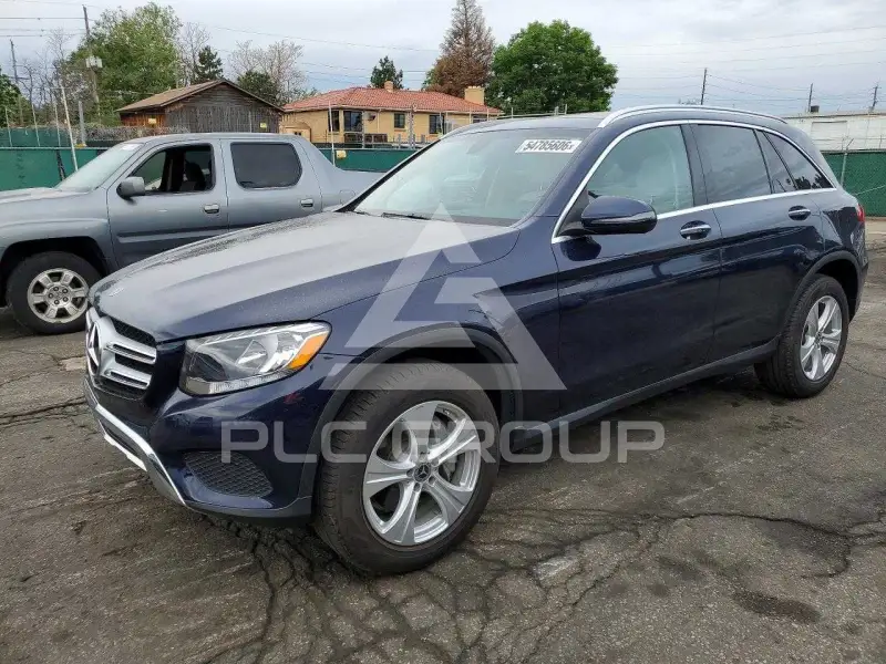 2018 Mercedes Benz GLC-Class фото