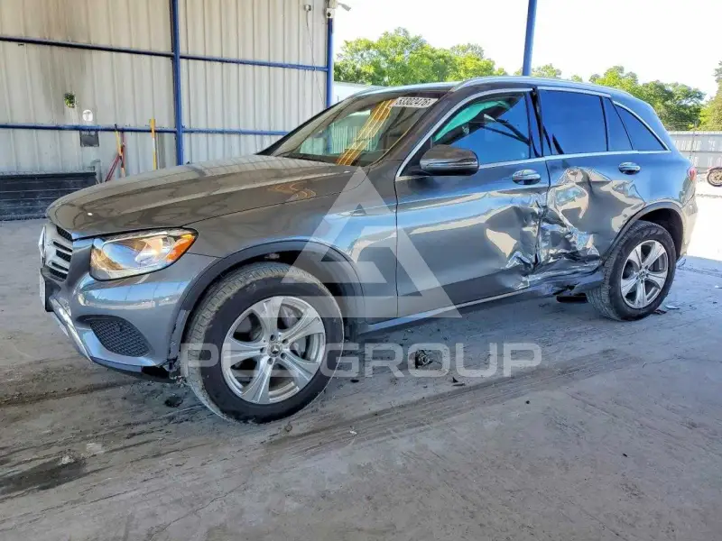 2018 Mercedes Benz GLC-Class фото