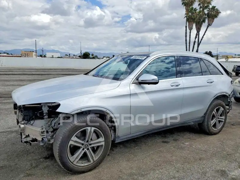 2018 Mercedes Benz GLC-Class фото
