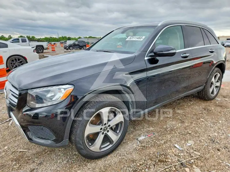 2018 Mercedes Benz GLC-Class фото