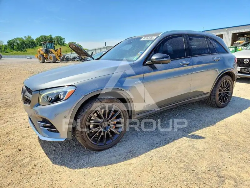2018 Mercedes Benz GLC-Class фото