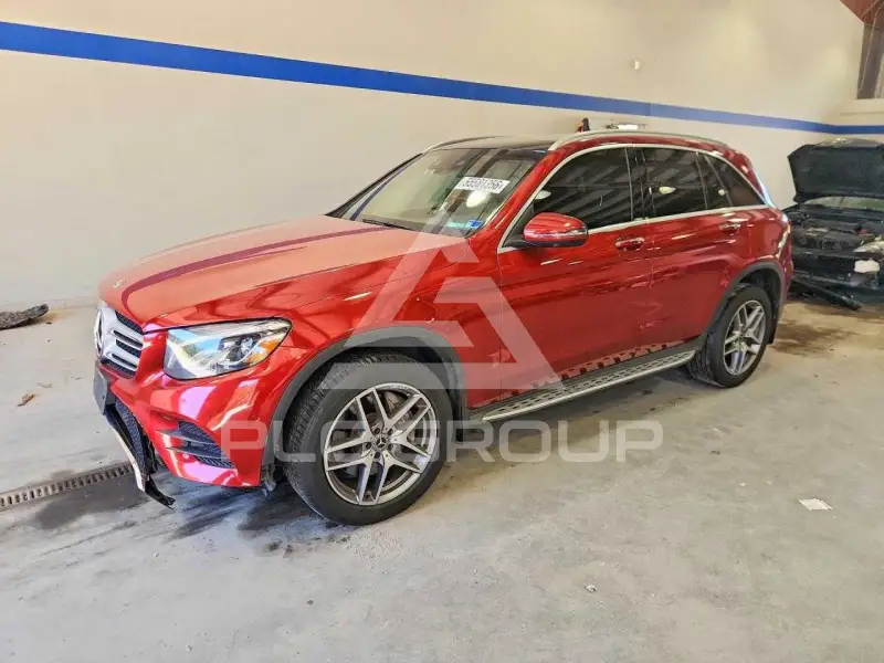 2018 Mercedes Benz GLC-Class фото