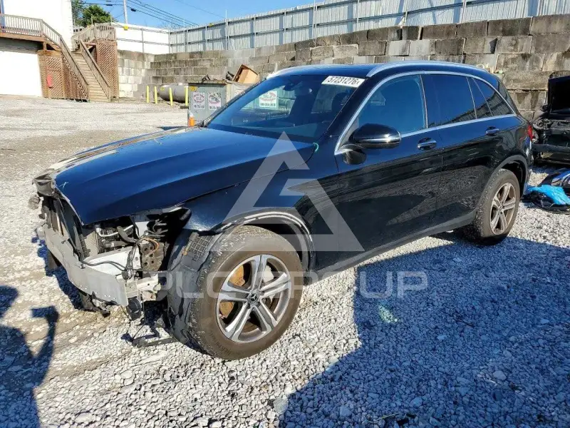2018 Mercedes Benz GLC-Class photo