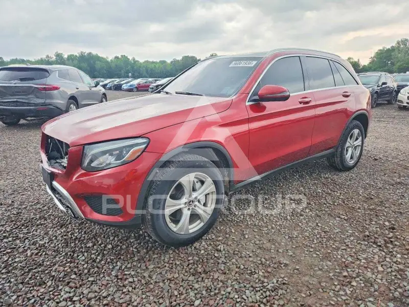 2018 Mercedes Benz GLC-Class фото