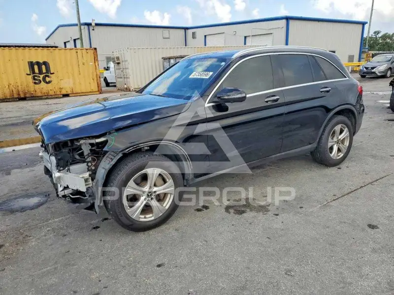 2018 Mercedes Benz GLC-Class фото