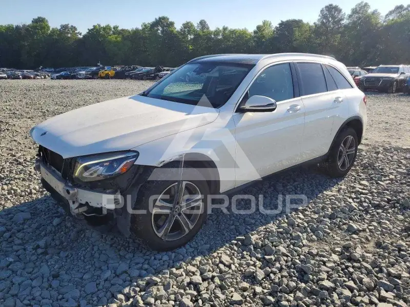 2018 Mercedes Benz GLC-Class photo