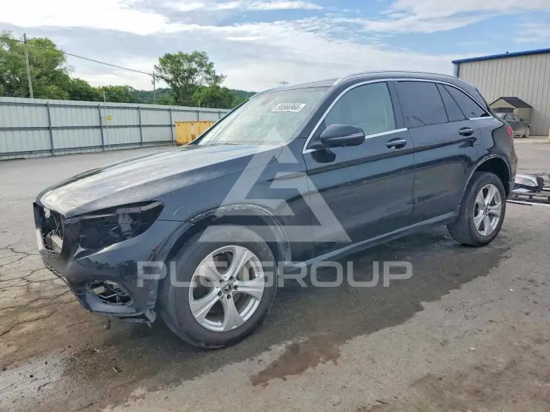 2018 Mercedes Benz GLC-Class фото