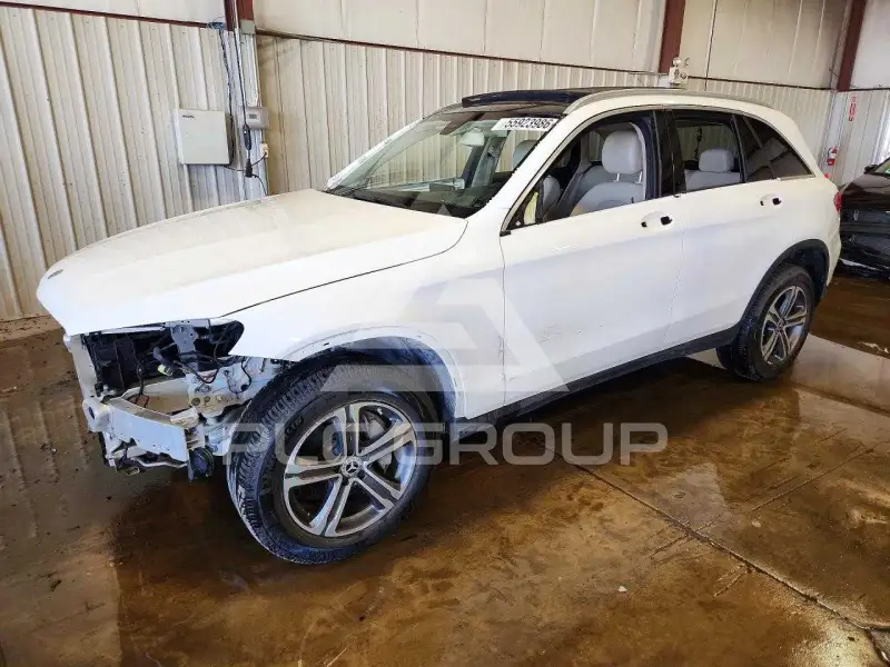 2018 Mercedes Benz GLC-Class фото