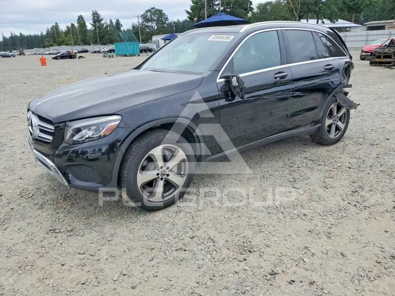 2018 Mercedes Benz GLC-Class фото
