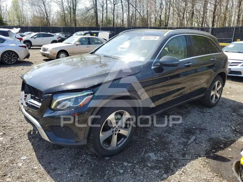 2018 Mercedes Benz GLC-Class фото
