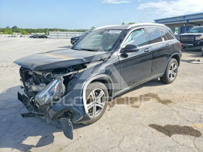 2018 Mercedes Benz GLC-Class фото