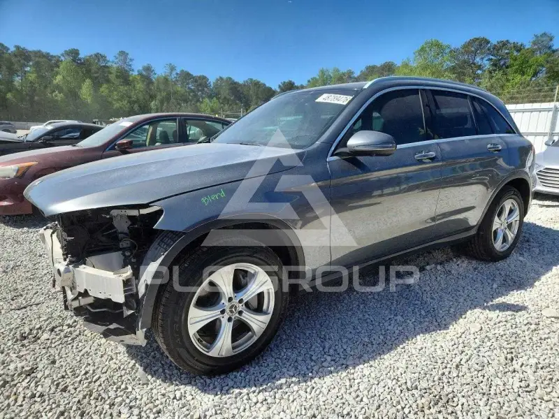2018 Mercedes Benz GLC-Class фото