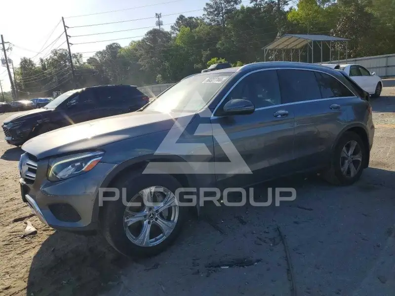 2018 Mercedes Benz GLC-Class photo