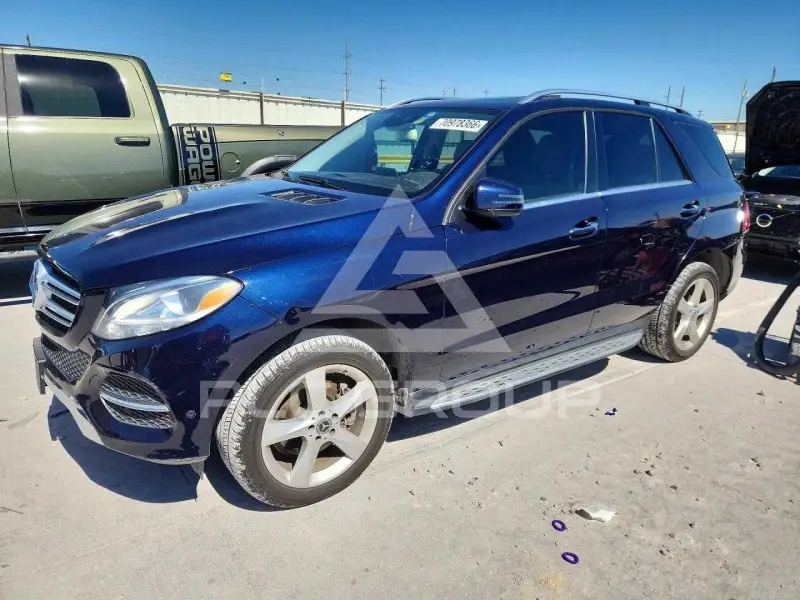 2018 Mercedes Benz GLE-Class фото