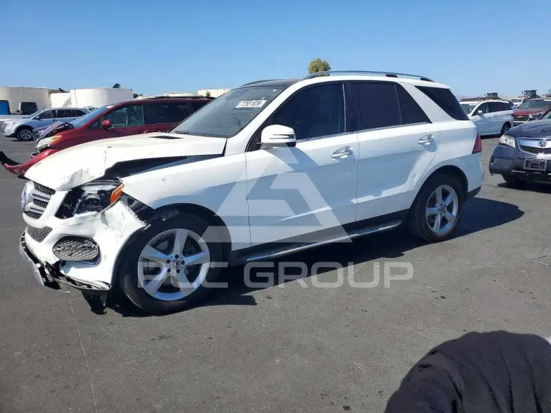 2018 Mercedes Benz GLE-Class photo