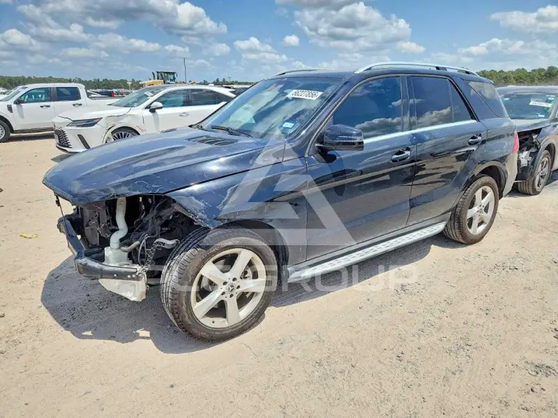 2018 Mercedes Benz GLE-Class photo