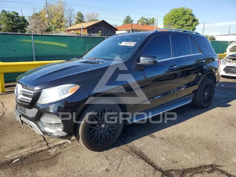 2018 Mercedes Benz GLE-Class фото