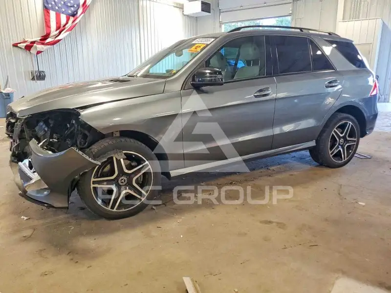 2018 Mercedes Benz GLE-Class photo