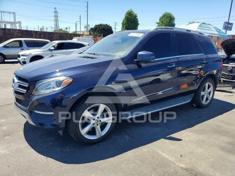 2018 Mercedes Benz GLE-Class фото