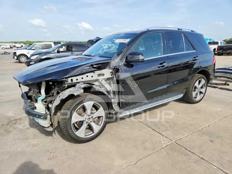 2018 Mercedes Benz GLE-Class photo