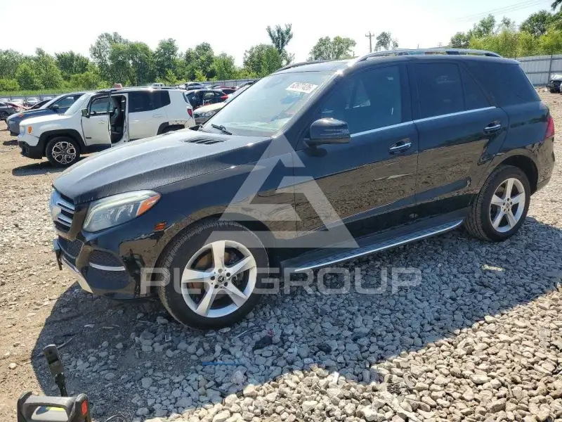 2018 Mercedes Benz GLE-Class фото
