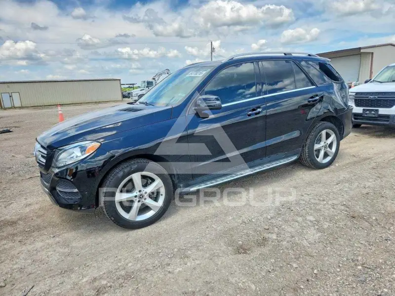 2018 Mercedes Benz GLE-Class фото