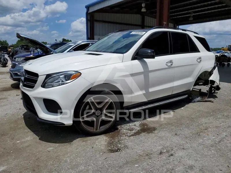 2018 Mercedes Benz GLE-Class фото