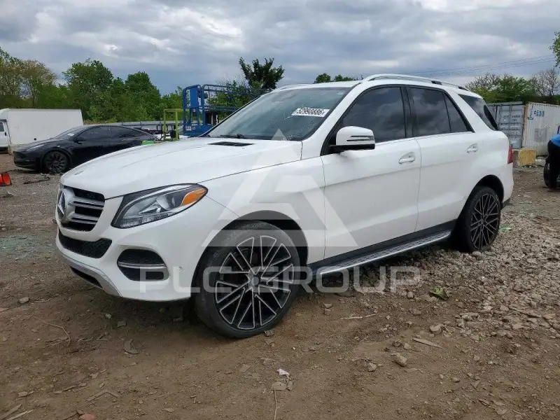 2018 Mercedes Benz GLE-Class фото