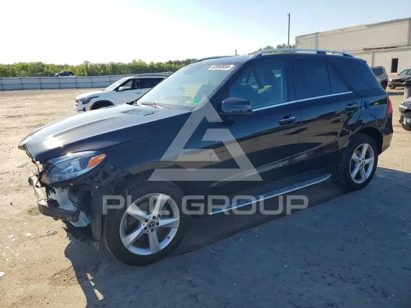 2018 Mercedes Benz GLE-Class фото
