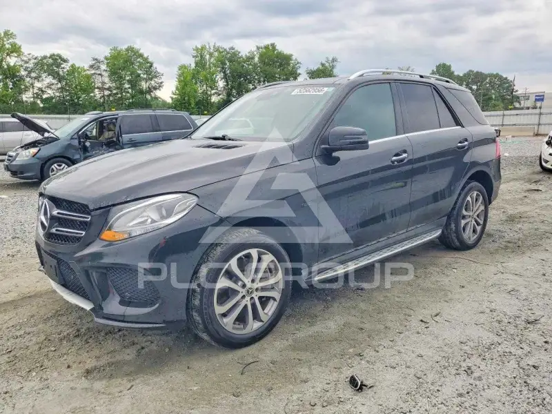 2018 Mercedes Benz GLE-Class фото