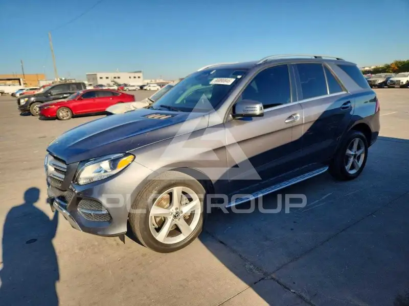 2018 Mercedes Benz GLE-Class фото
