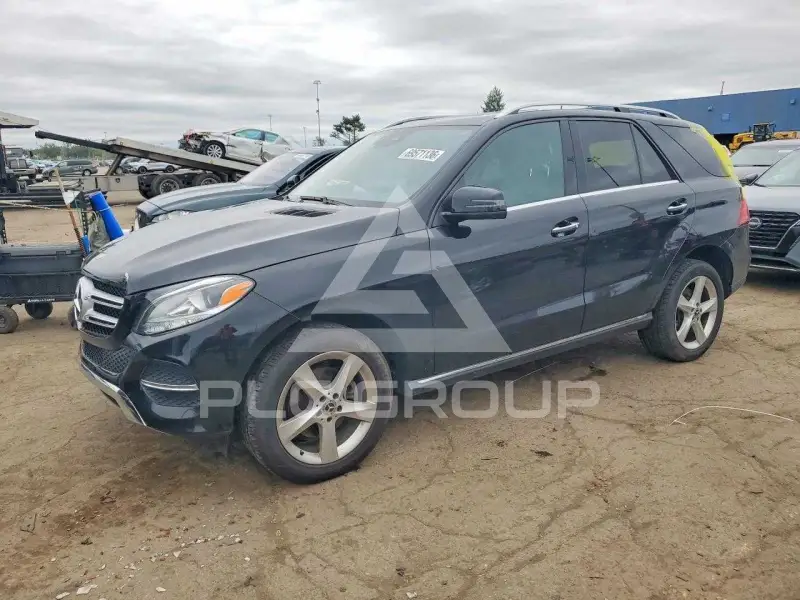 2018 Mercedes Benz GLE-Class фото