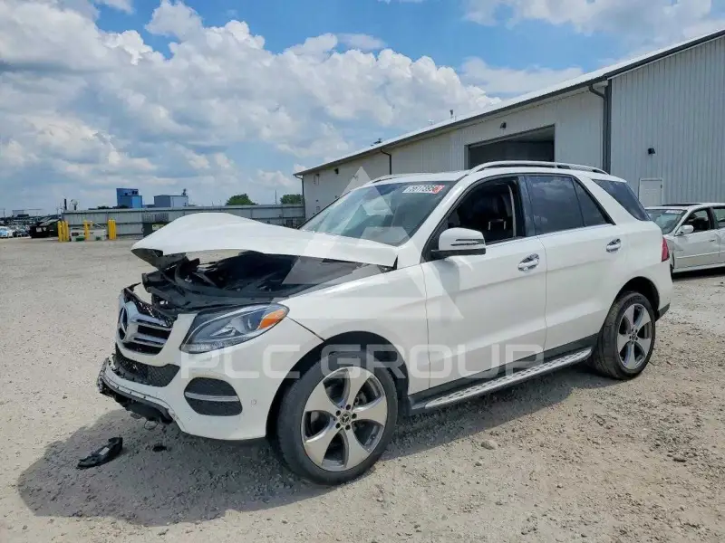 2018 Mercedes Benz GLE-Class фото